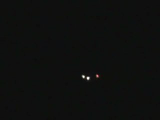 UFO Shines Brilliant light Juin 10-2011