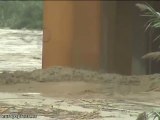 Fuertes lluvias arrastran vehículos en Martorell