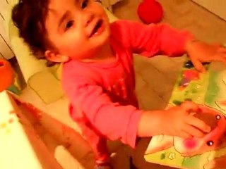 Camille aime la lecture le 7/06/2011