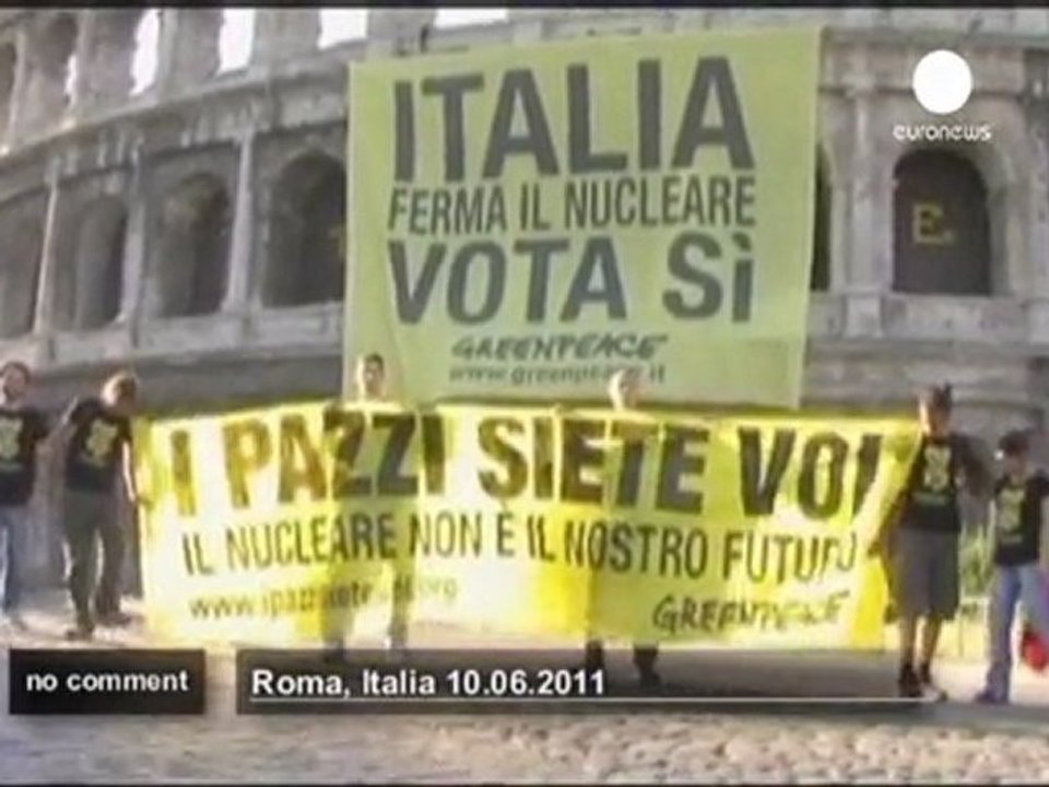 Greenpeace demonstrates against nuclear... - no comment