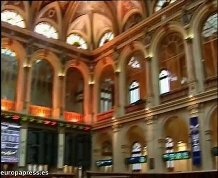 La bolsa cierra con una leve caída