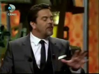 ayse ozyilmazel beyaz