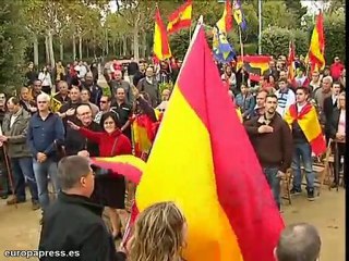 Concentración de Democracia Nacional en Barcelona