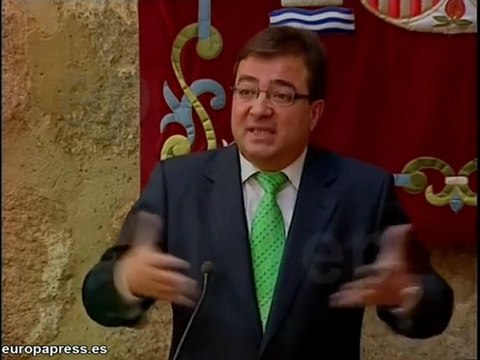 Vara defiende al presidente del consejo escolar