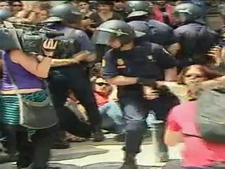 El movimiento indignados "acompaña" a los alcaldes en investidura