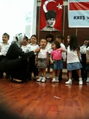 Ayşe Naz Aldur'un Mezuniyet Şarkısı