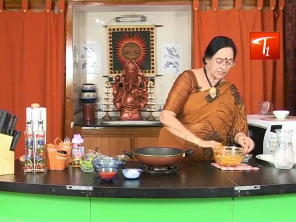 Aaha Emi Ruchi - Onion Pakodi