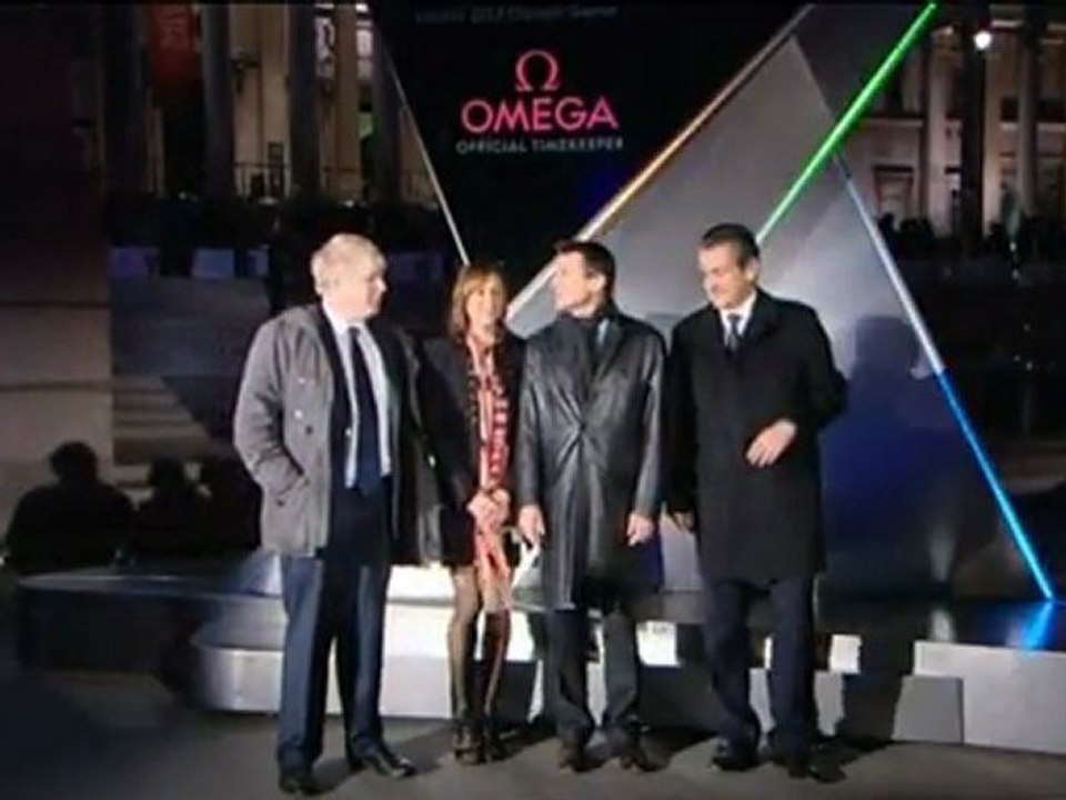 Die Queen krönt erfolgreiche Sportler