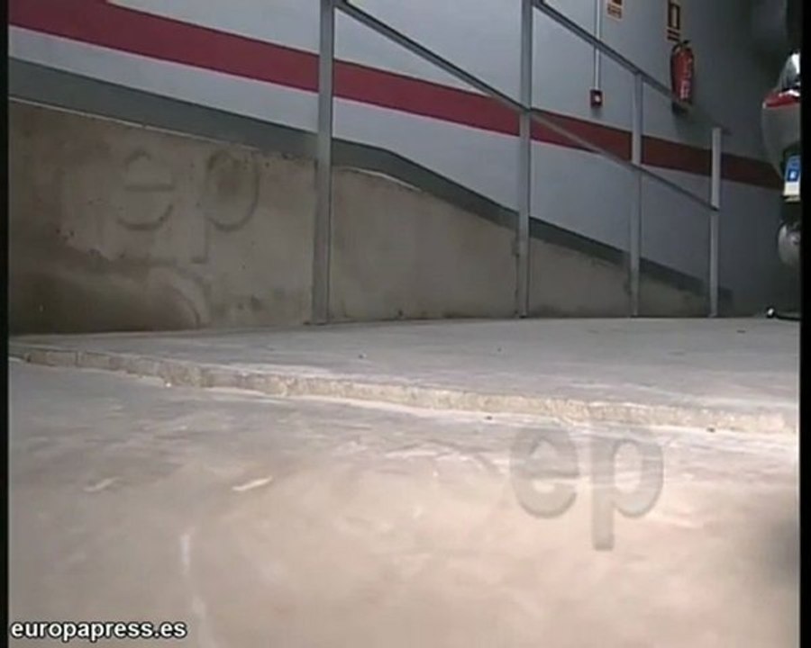 Vecinos de Barcelona denuncian inundaciones y goteras