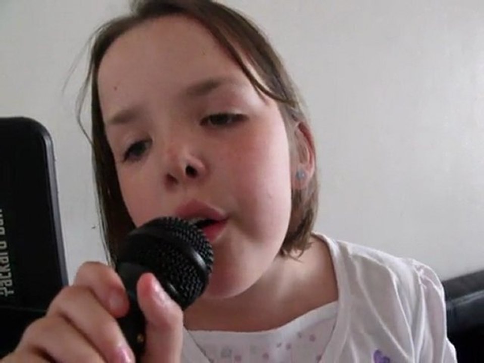 chloé chante mistral gagnant