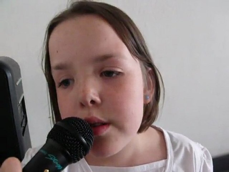 chloé chante le tourbillon de la vie