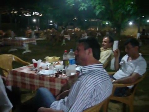 İst Ayazağa Geceleri Baysakalın Yerinde Dostlar Keyfi