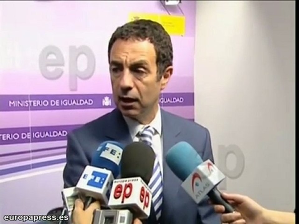 Lorente condena la violencia de género