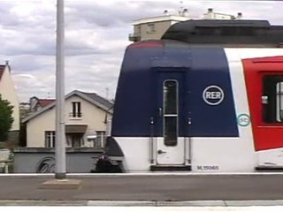 MS61 à la gare de Joinville Le Pont sur la ligne A du RER