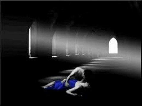 Zuhal Olcay-Aşkın En Mavi Zamanı