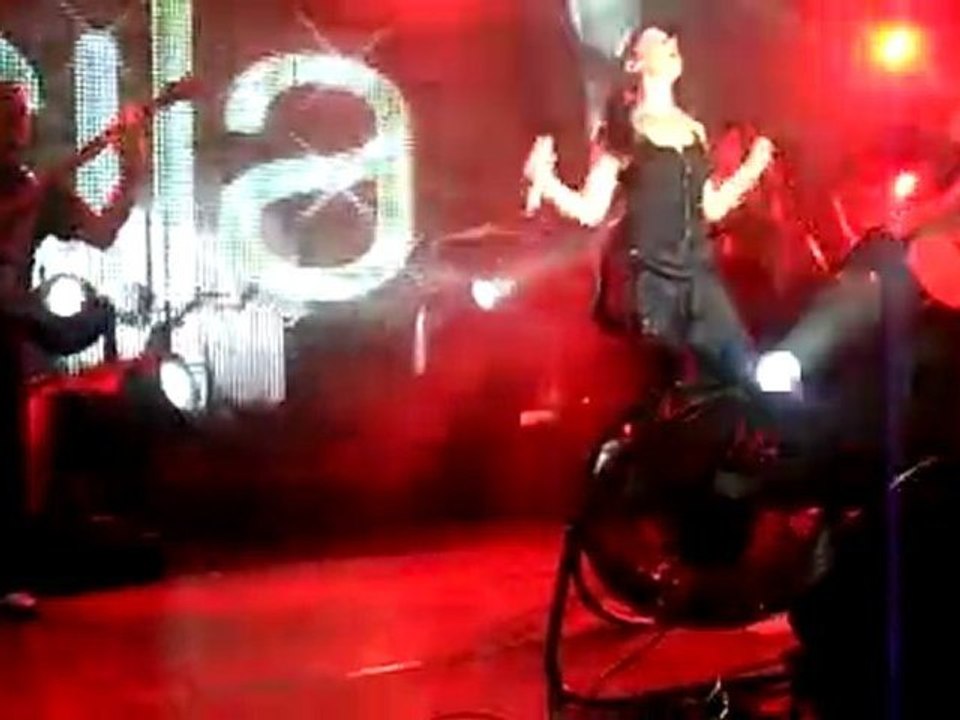 Sıla Antep Konseri ( İntro - Boşver - Bana Biraz Renk Ver )