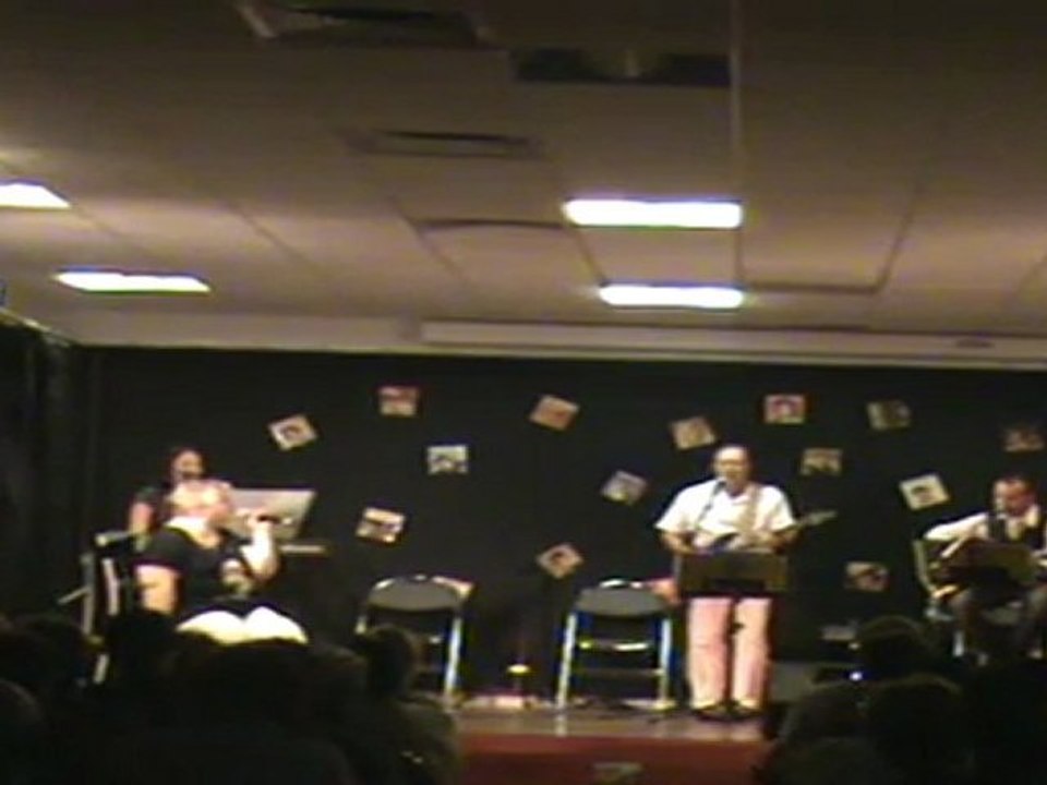 extrait du spectacle "ces années là" il est libre max