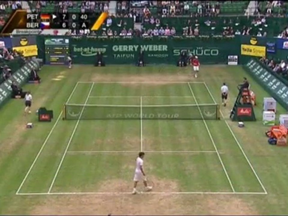 Halle - Petzschner piega Berdych e va in finale