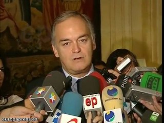 Pons: "Sigue siendo un Gobierno retro"