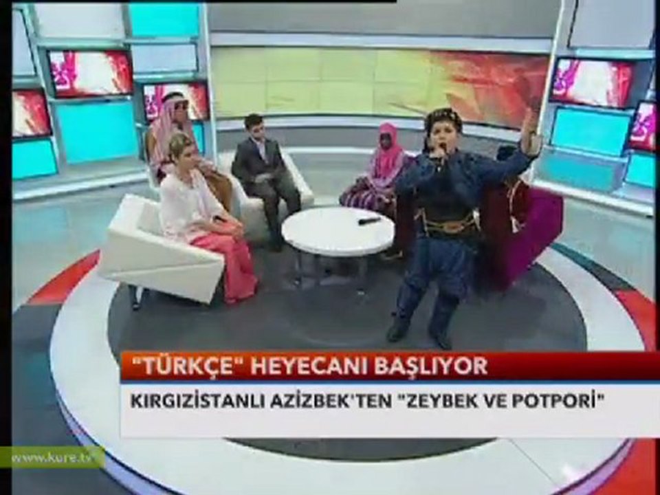 Efe Zeybek Azizbek Kırgizistan 9.Türkçe Olimpiyatı