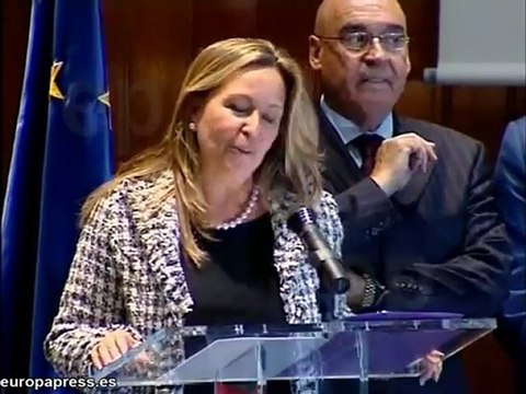 Pajín dice que los departamentos estarán unidos