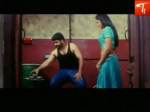 Bath room Scene Between Sameera Reddy and Jr NTR