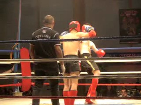 Le Pouliguen Club Cobra Boxe Thaï 1er Gala Boxe Thaï 11 juin 2011 wikinews city & Rencontres Sportives Le Pouliguen pour OMS le Pouliguen vidéo n° 3646