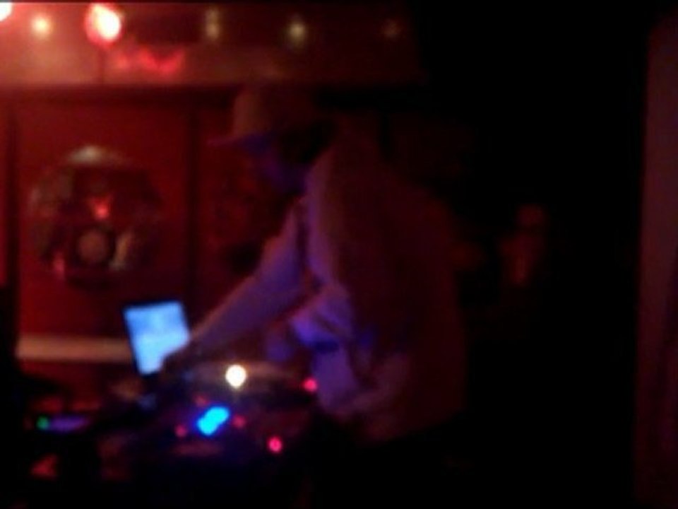 DJ GONE CRAZY DJ D KAL