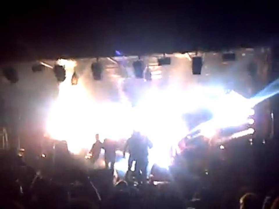 CLIP0023
