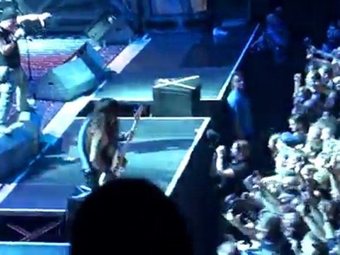 Iron Maiden The Evil That Men Do Frankfurt Festhalle 28 mai 2011