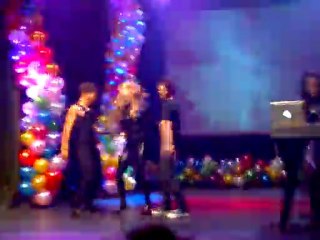 Actuação de Toxic na Festa do Pride Bar no Teatro Sá da Bandeira