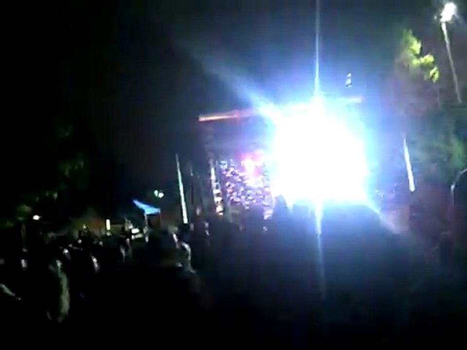 VID-20110611-00014