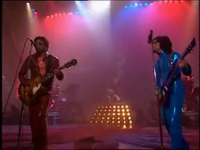 Lenny Kravitz &  * "american woman-live"