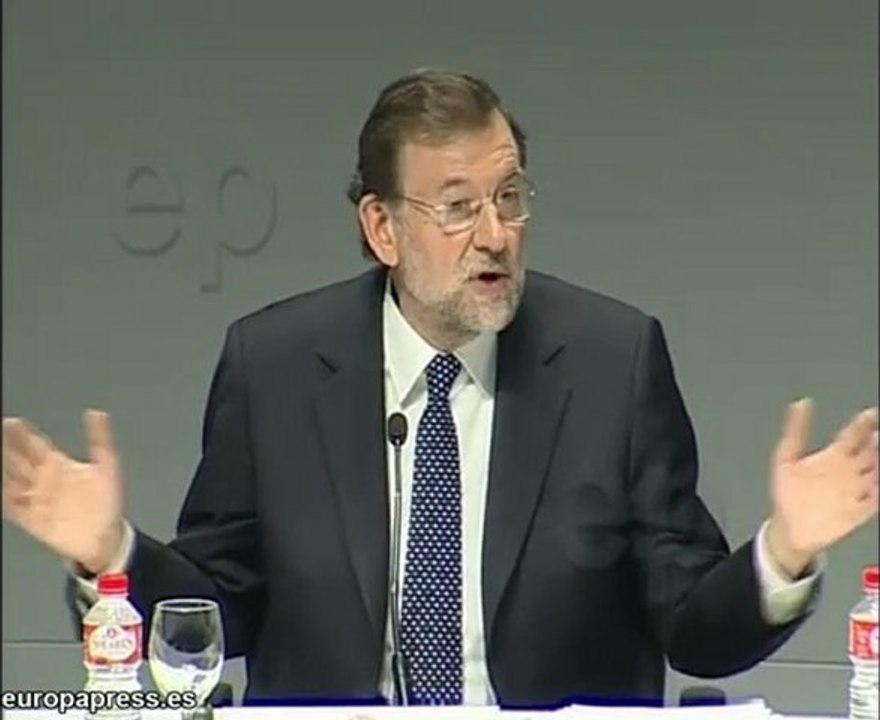 Rajoy lamenta que se dejen de lado reformas