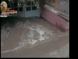 haberdenhaber.com-Dursunbey'de Sel Suları Eve Böyle Girdi