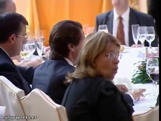 Descargar video: Aznar recibe premio Observatorio Víctimas Terrorismo