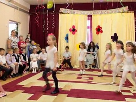 Аэробика в детском саду 1804 на Демьяна Бедного