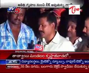 Srikalahasti gopuram collapses; Lazy minister to be blamed