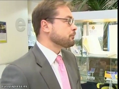 Precaución en las carreteras en este puente