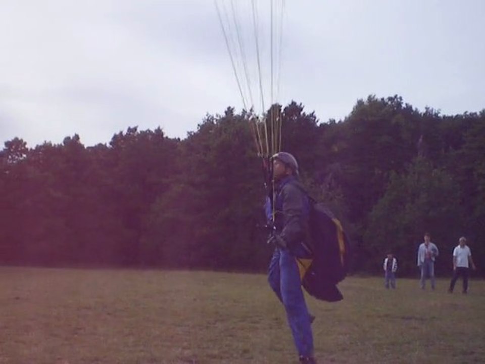 parapente............ déco rock'n roll a Grauve 12,06,2011