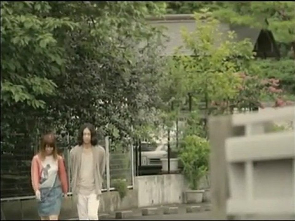 meg paris パリ long metrage