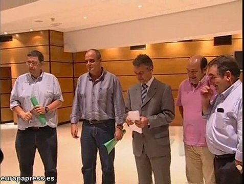 Urkullu pide a ETA que abandone