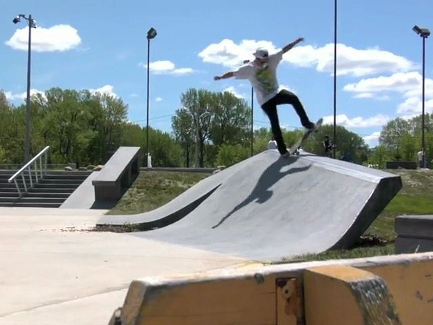 ⁣Qc Krew au Plaza de Québec