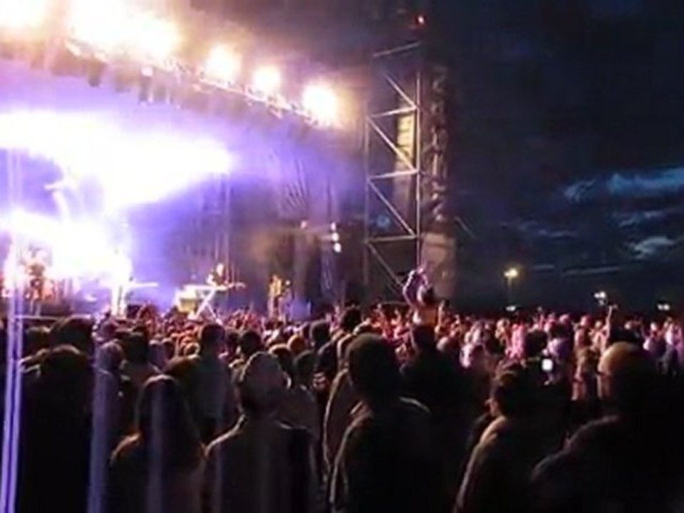 Julian Perretta - Wonder Why