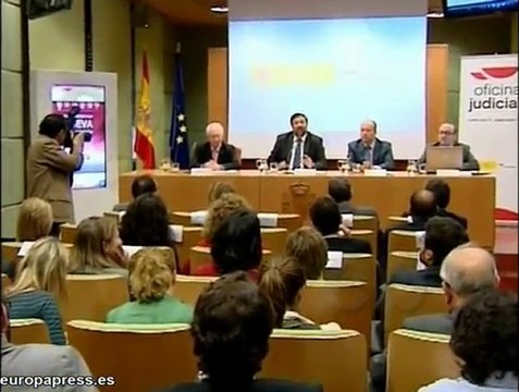Caamaño presenta la web de la Oficina Judicial