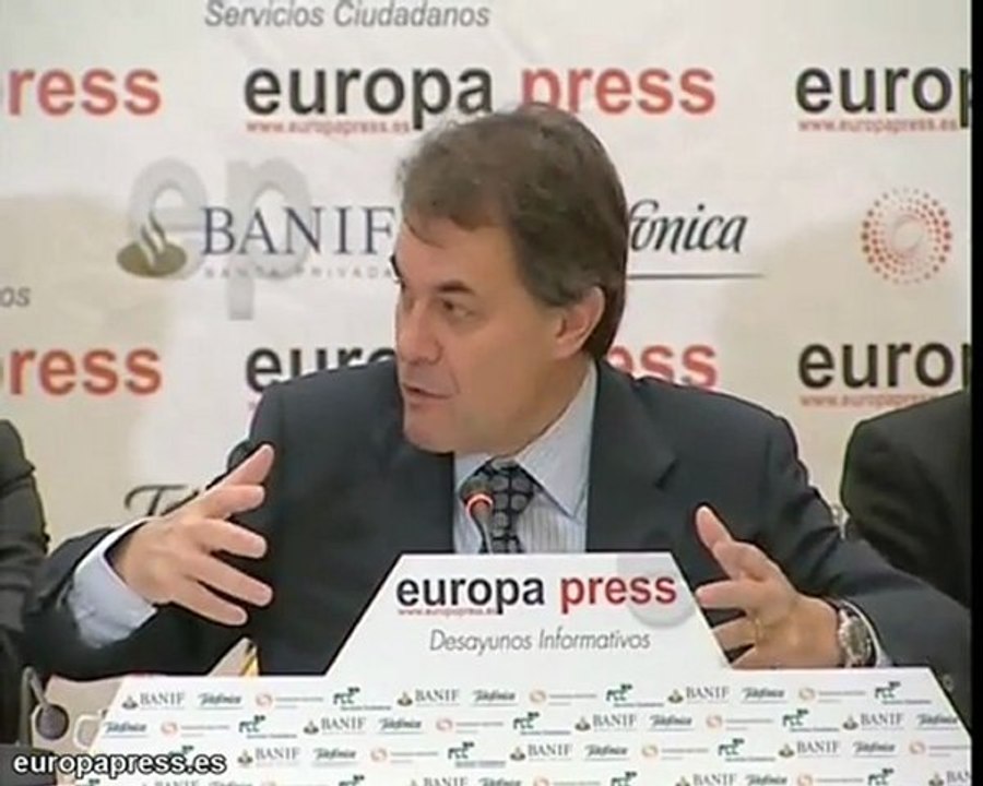 Mas (CiU) reclama un nuevo pacto fiscal para Cataluña