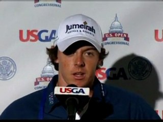 Open leader McIlroy 'missed chances'