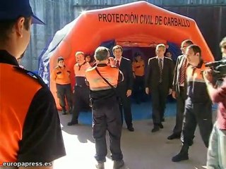 Feijóo visita a Protección Civil por la visita del Papa