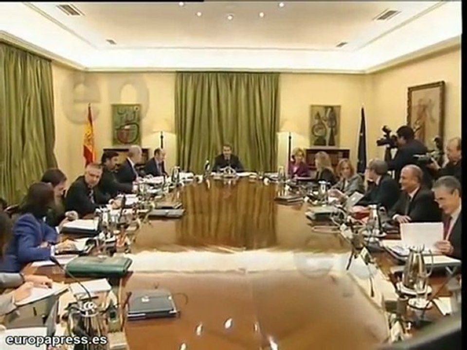 Foto Ministros al entrar al Consejo