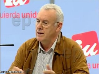 IU ve "claudicante" a Zapatero ante el Papa